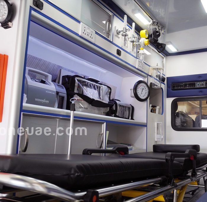 Advanced life support ambulance