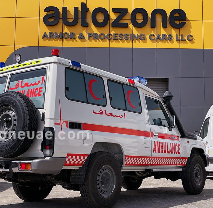 Toyota land cruiser 4x4 ambulance autzoneuae 2