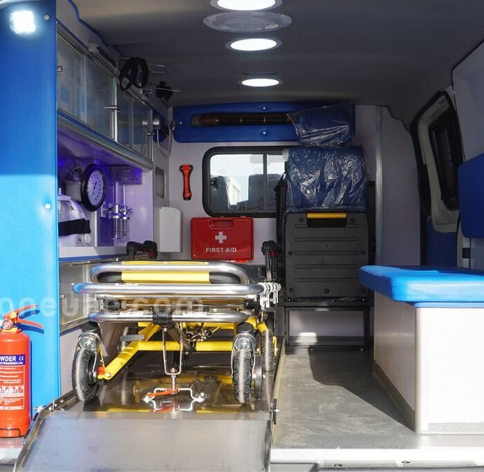 Toyota Hiace New Shape STD Roof Inside