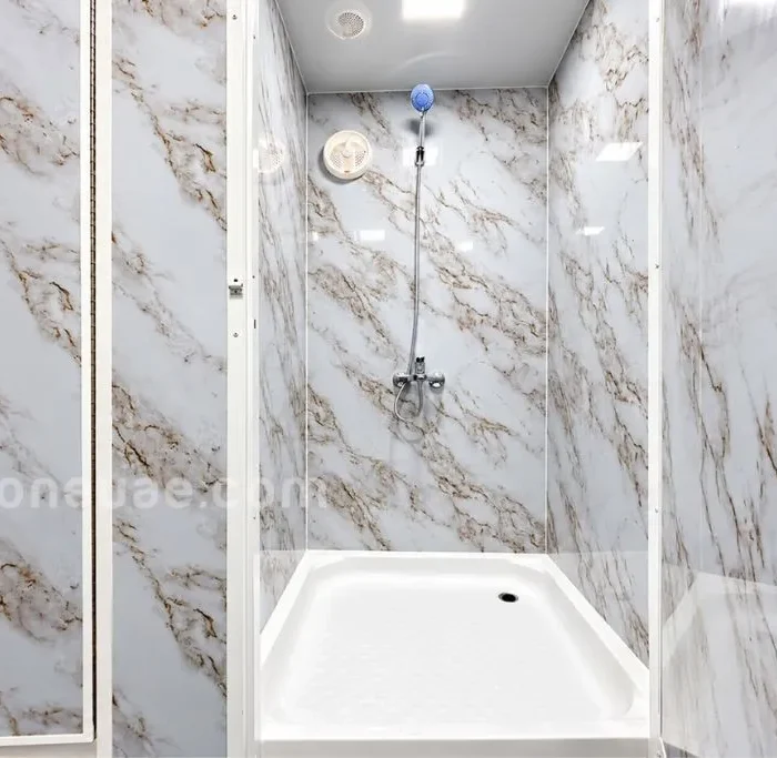 Toilet Cubicle with Bidet Spray